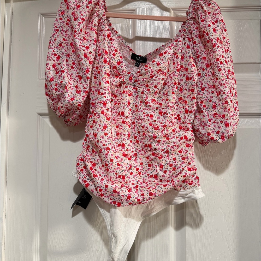 NWT Lulu’s Beautiful Hues Ivory Floral Print Puff Sleeve
Ruched Bodysuit Size XL - Picture 5 of 15